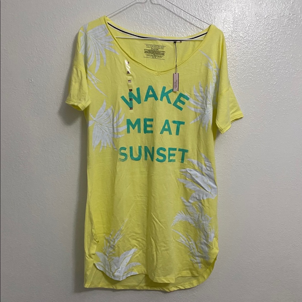 ✨NWT✨ Victoria’s Secret Sleep Tee